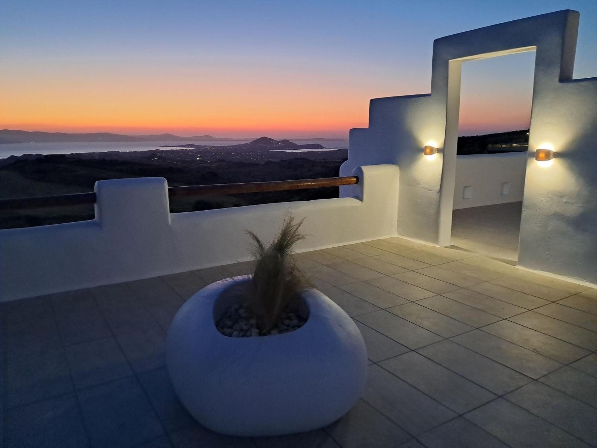 Ariadne'S Crown Luxury Suites With Private Pool Vívlos Zewnętrze zdjęcie