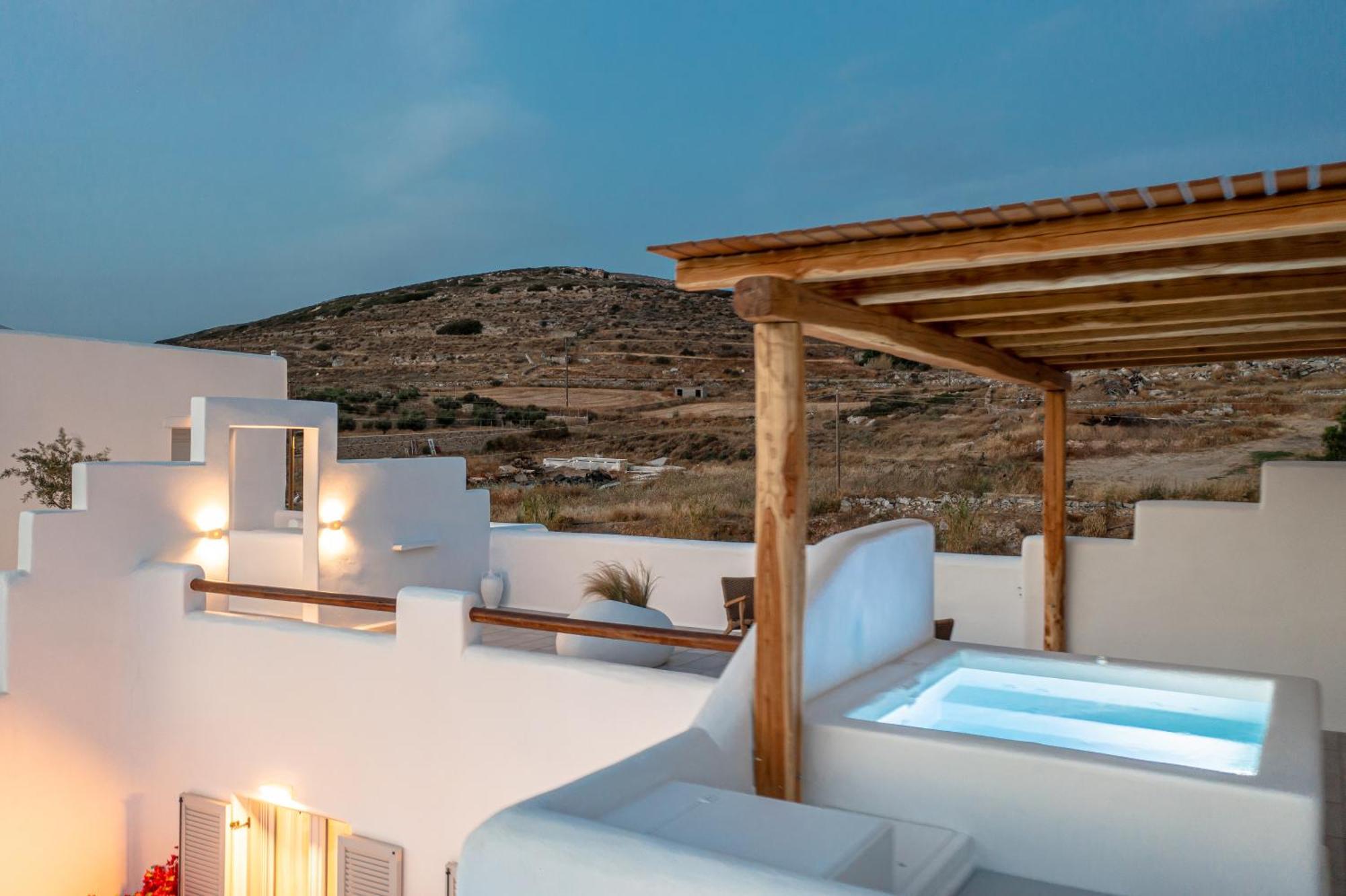 Ariadne'S Crown Luxury Suites With Private Pool Vívlos Zewnętrze zdjęcie