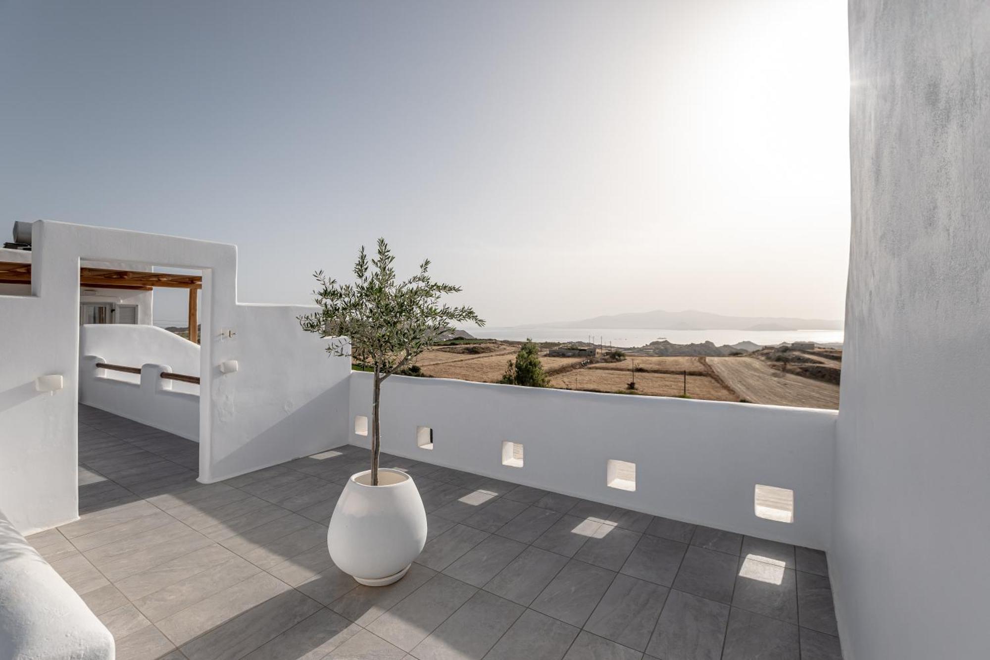 Ariadne'S Crown Luxury Suites With Private Pool Vívlos Zewnętrze zdjęcie